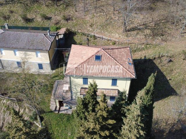 Casa indipendente in vendita a Gaggio Montano BO