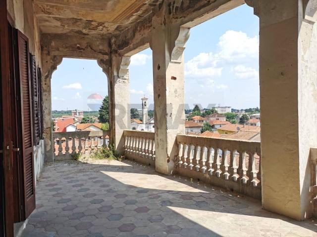 Casa indipendente in vendita a Gallarate