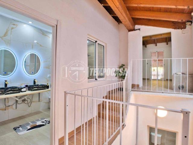 Casa indipendente in vendita a Galliate NO
