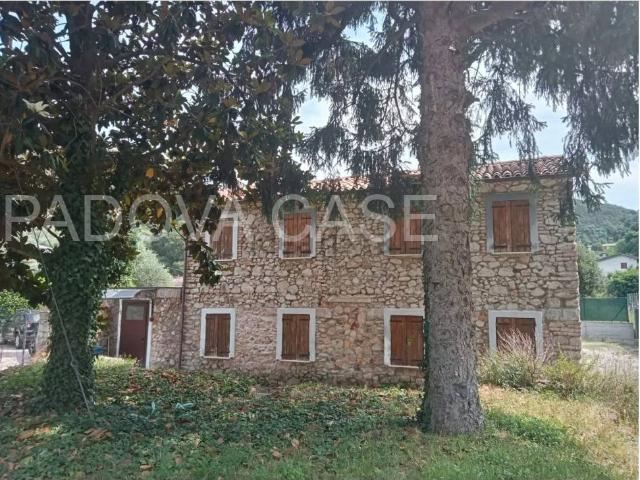 Casa indipendente in vendita a Galzignano Terme PD