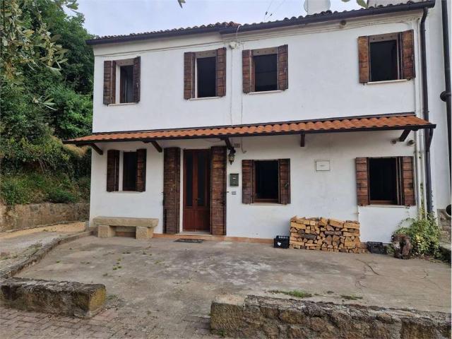 Casa indipendente in vendita a Galzignano Terme PD