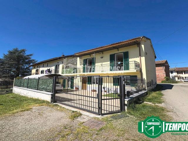 Casa indipendente in vendita a Gamalero