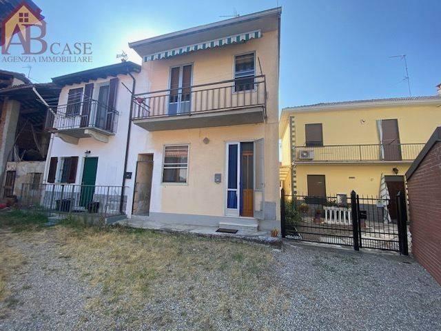 Casa indipendente in vendita a Gambolò PV