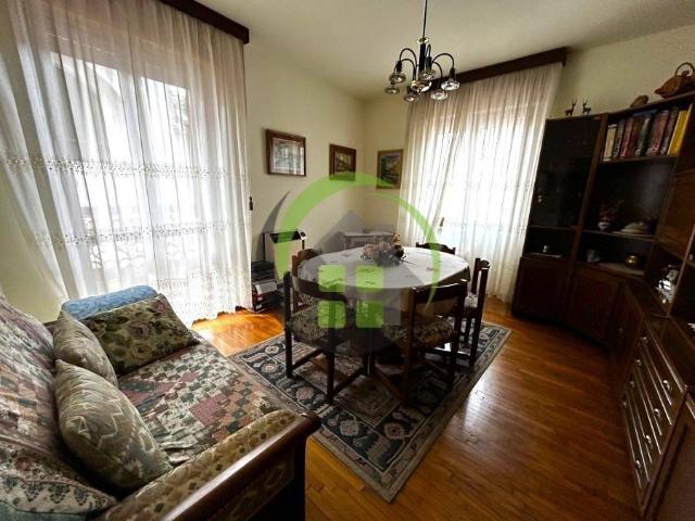 Casa indipendente in vendita a Gandino BG