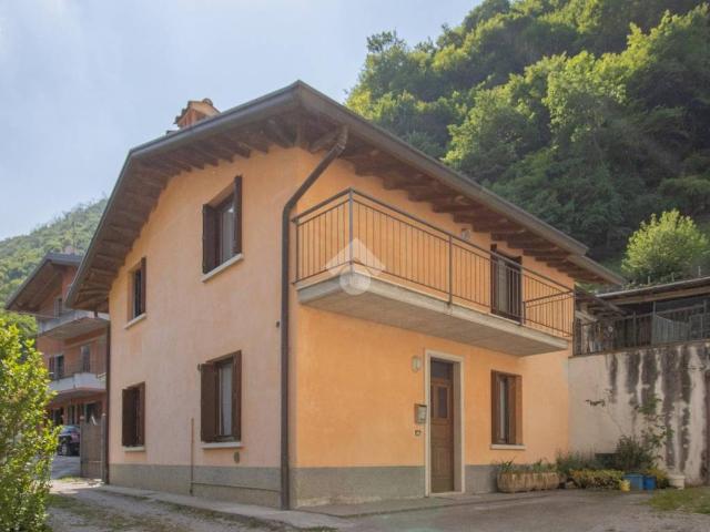 Casa indipendente in vendita a Gardone Val Trompia BS