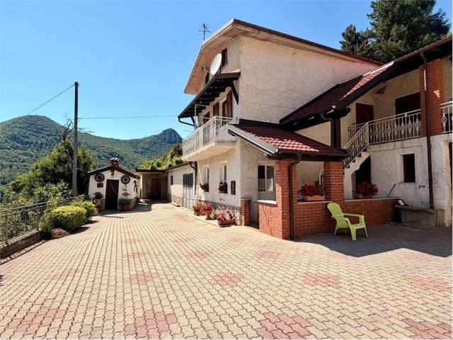 Casa indipendente in vendita a Garessio CN