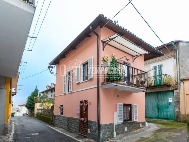 Casa indipendente in vendita a Gassino Torinese