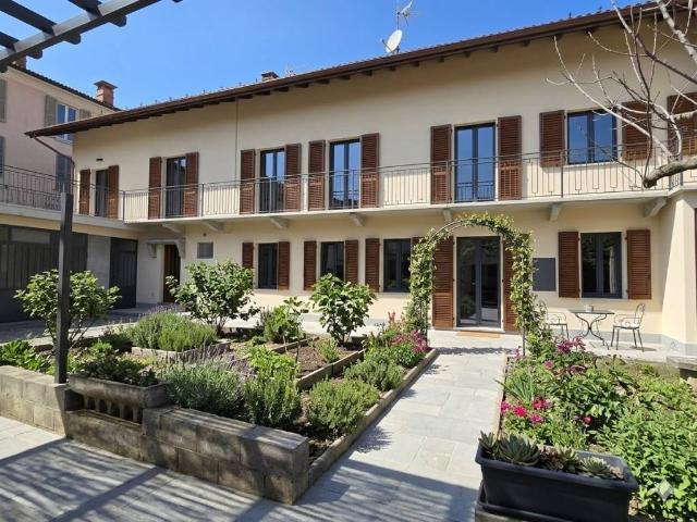 Casa indipendente in vendita a Gassino Torinese TO
