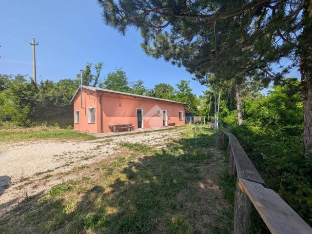 Casa indipendente in vendita a Gemmano RN