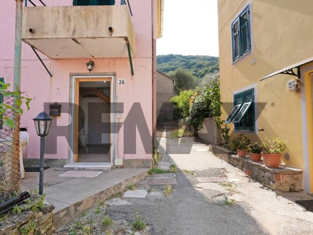 Casa indipendente in vendita a Genova GE