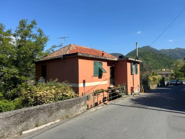 Casa indipendente in vendita a Genova GE