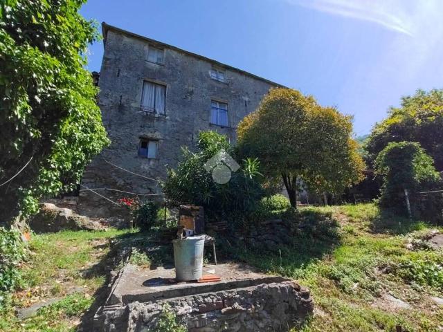 Casa indipendente in vendita a Genova