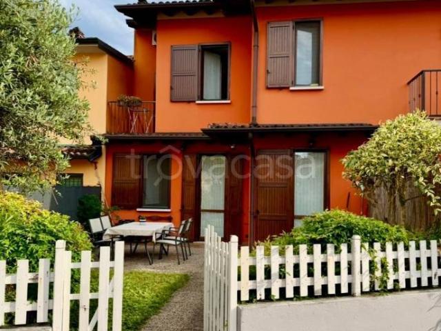 Casa indipendente in vendita a Ghedi via Carlo Alberto