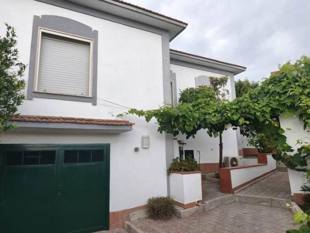 Casa indipendente in vendita a Giugliano In Campania