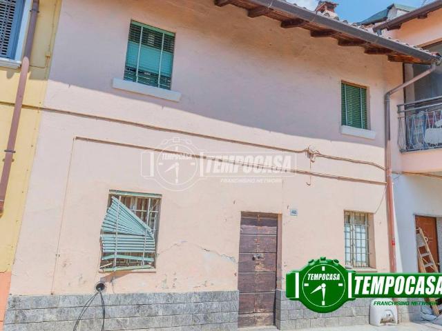 Casa indipendente in vendita a Giussago PV