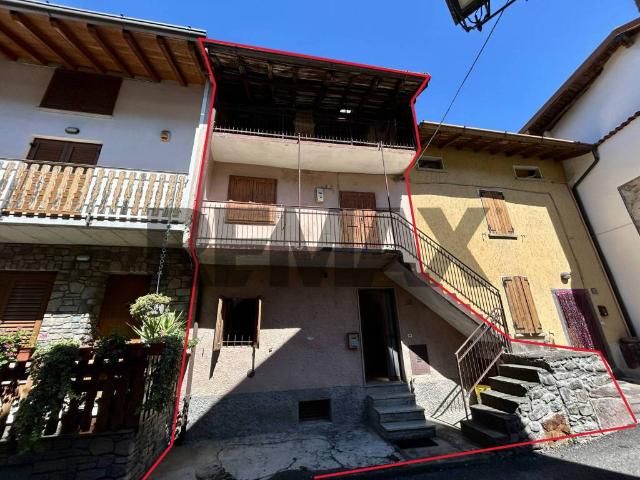 Casa indipendente in vendita a Gianico BS