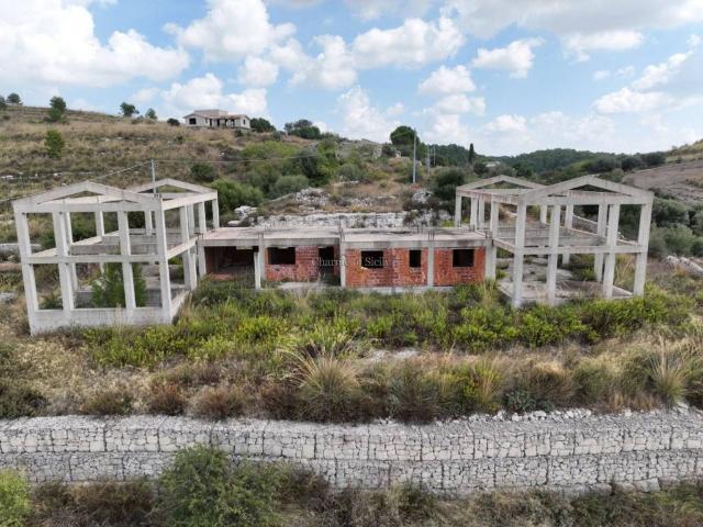 Casa indipendente in vendita a Giarratana RG