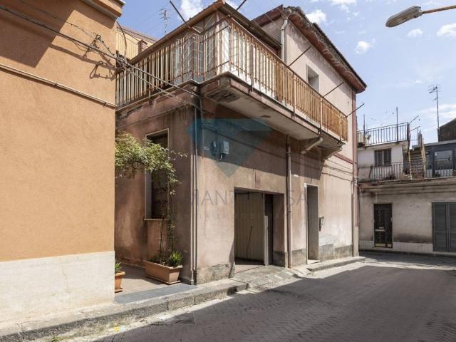 Casa indipendente in vendita a Giarre CT