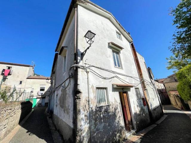 Casa indipendente in vendita a Giffoni Valle Piana SA