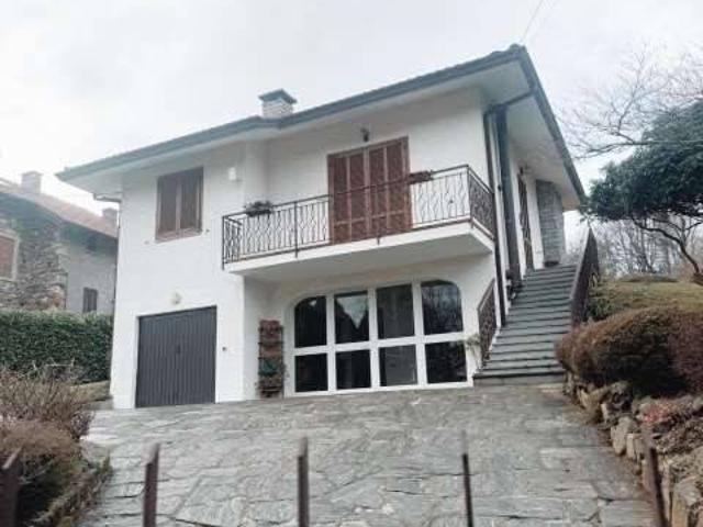 Casa indipendente in vendita a Gignese VB