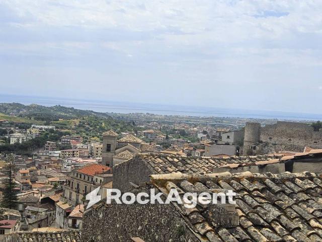 Casa indipendente in vendita a Gioiosa Ionica RC