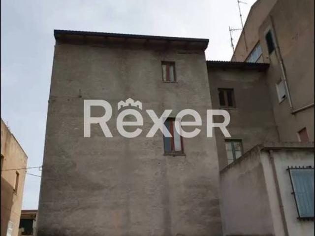 Casa indipendente in vendita a Gioiosa Ionica viale delle Rimembranze