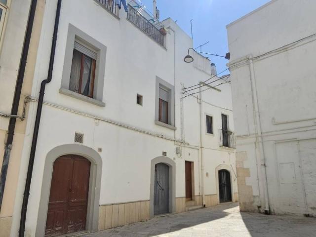 Casa indipendente in vendita a Gioia del Colle BA
