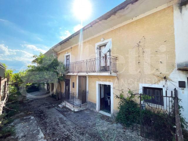 Casa indipendente in vendita a Gioia Sannitica