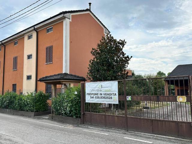 Casa indipendente in vendita a Grumello Cremonese ed Uniti CR