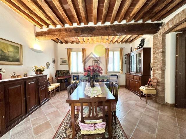 Casa indipendente in vendita a Grumello Cremonese ed Uniti CR
