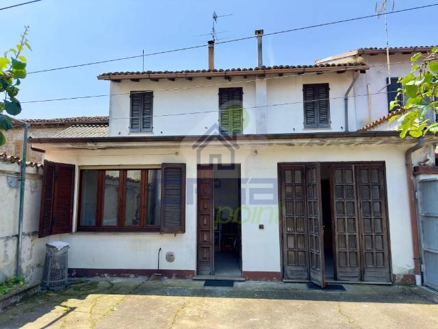 Casa indipendente in vendita a Grumello Cremonese ed Uniti CR