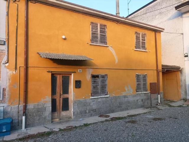 Casa indipendente in vendita a Gragnano Trebbiense PC