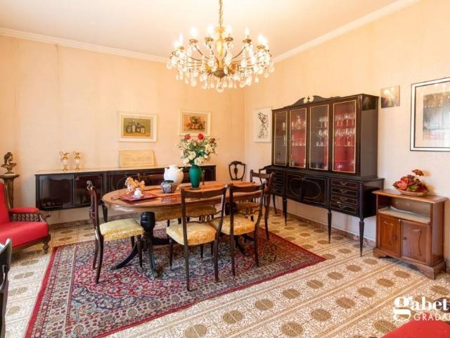 Casa indipendente in vendita a Gradara via Mercato, 92