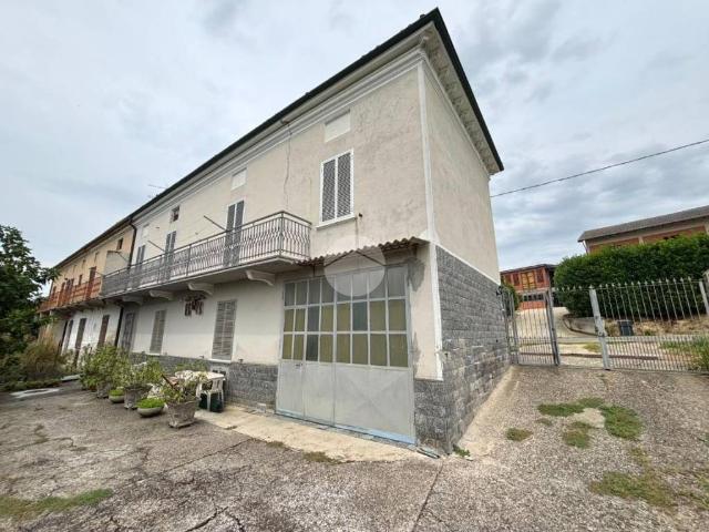 Casa indipendente in vendita a Grana via Roma, 76
