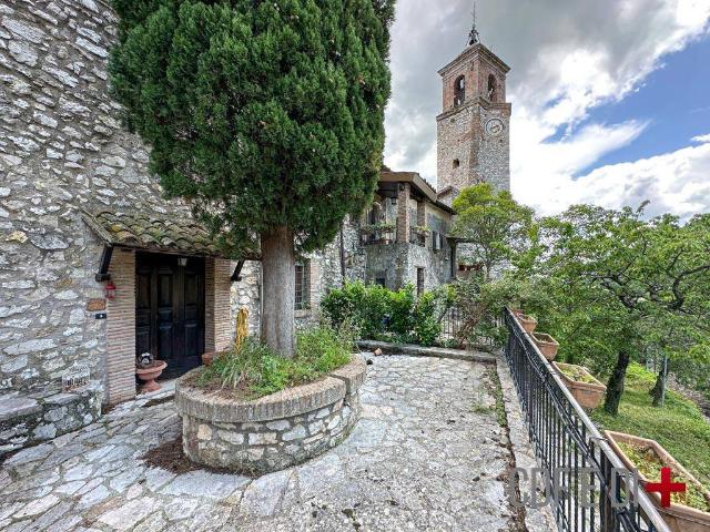 Casa indipendente in vendita a Greccio RI