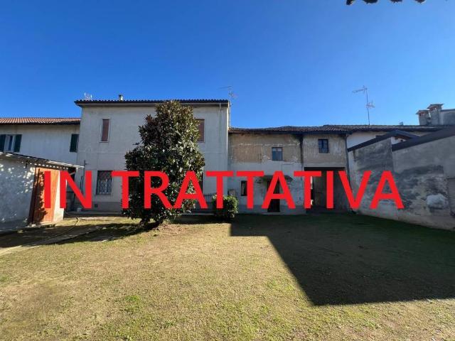 Casa indipendente in vendita a Gropello Cairoli PV