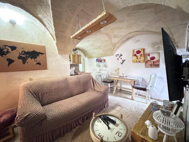 Casa indipendente in vendita a Grottaglie TA