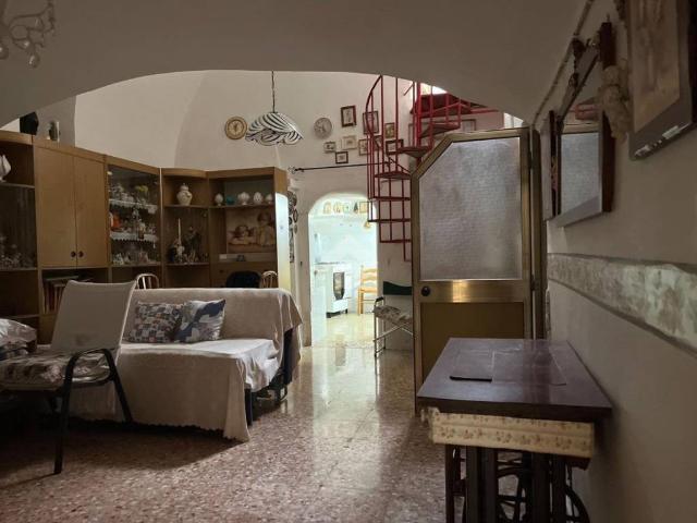 Casa indipendente in vendita a Grottaglie TA