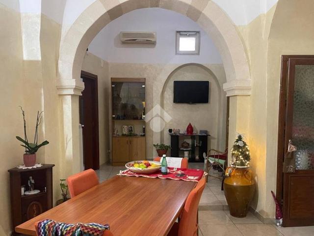 Casa indipendente in vendita a Grottaglie TA