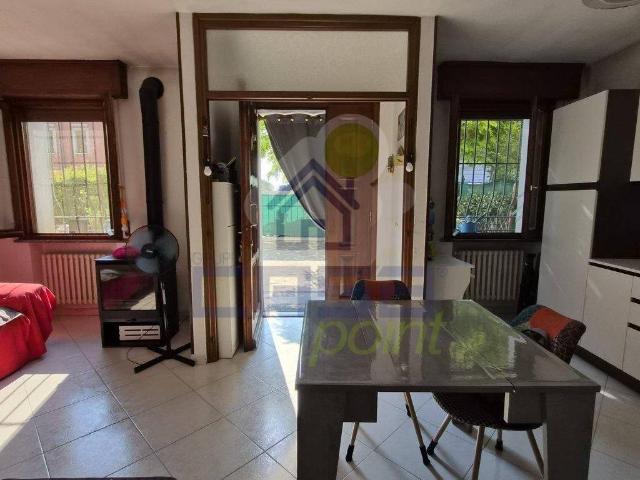 Casa indipendente in vendita a Guastalla RE