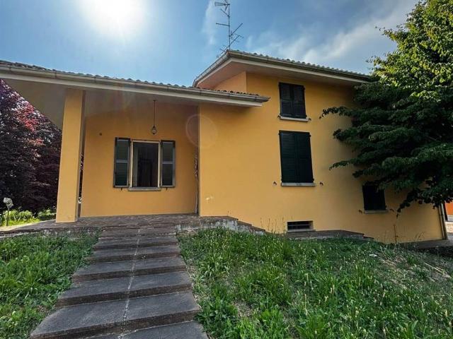Casa indipendente in vendita a Guastalla RE