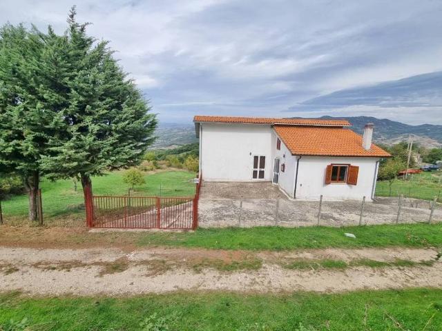 Casa indipendente in vendita a Guardia Lombardi AV