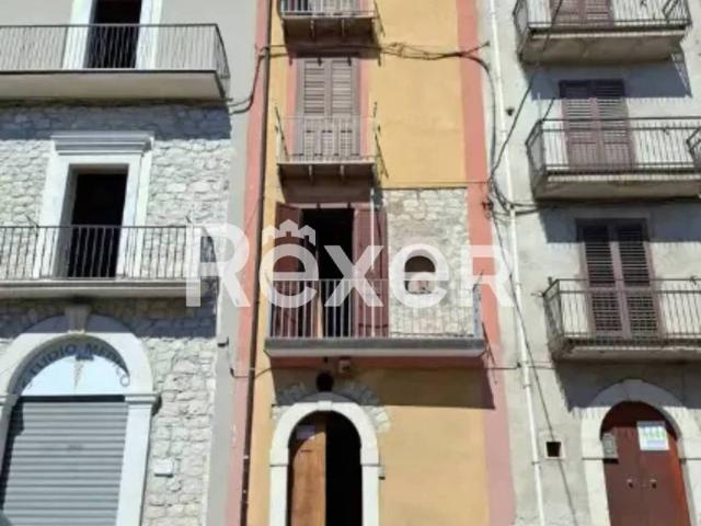 Casa indipendente in vendita a Guardia Sanframondi BN