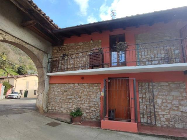 Casa indipendente in vendita a Gussago BS
