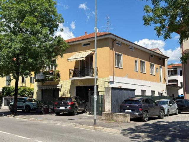 Casa indipendente in vendita a Gussago BS