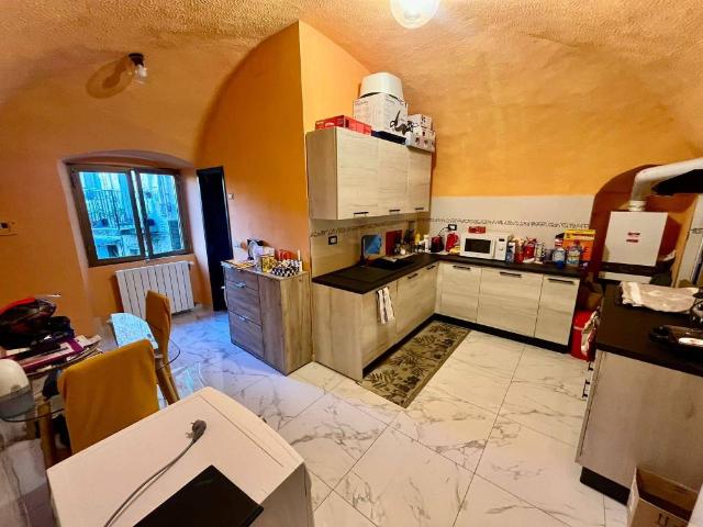 Casa indipendente in vendita a Dolceacqua IM