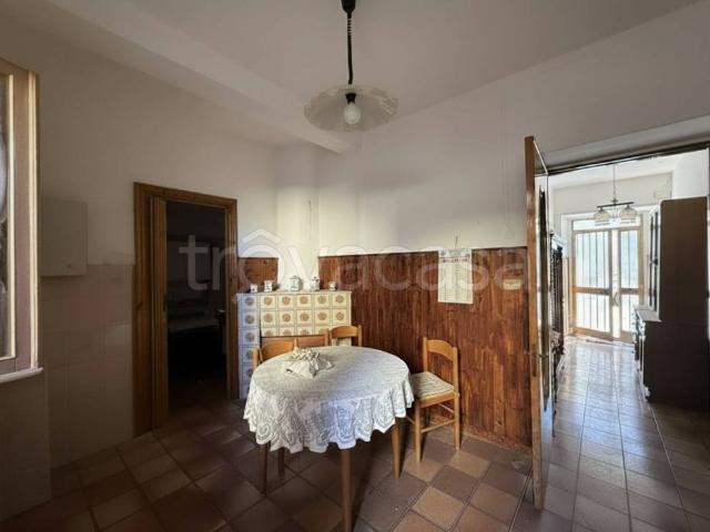 Casa indipendente in vendita a Domusnovas via Eleonora d'Arborea, 1