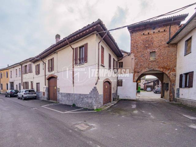 Casa indipendente in vendita a Dorno PV