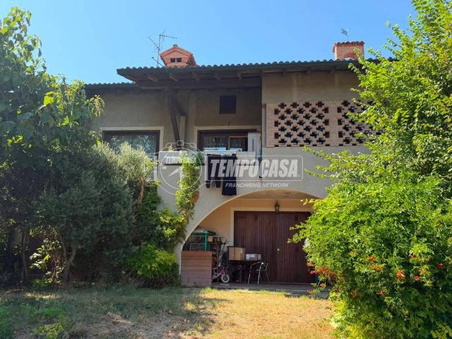 Casa indipendente in vendita a Dorno PV