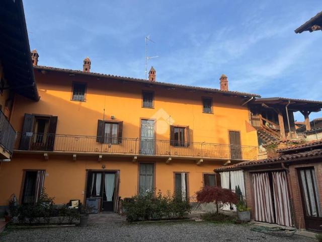 Casa indipendente in vendita a Dorzano BI